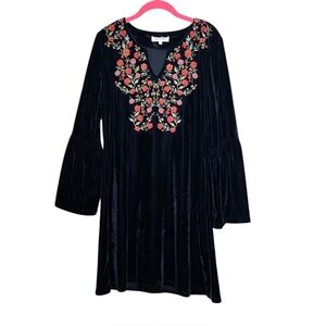 Black Velvet Embroidered Boho Bell Sleeve Dress Size M